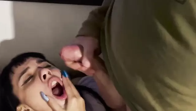 Психиатр кончил на лицо красивой аргентинки